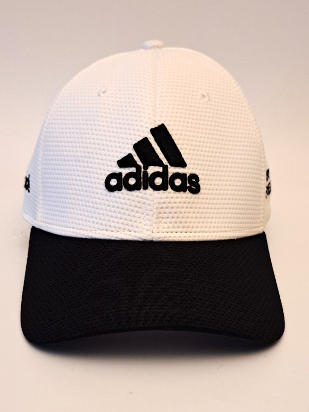 TaylorMade Tour Preferred Golf Hat White/Black Mesh Performance Stretch Fit Cap